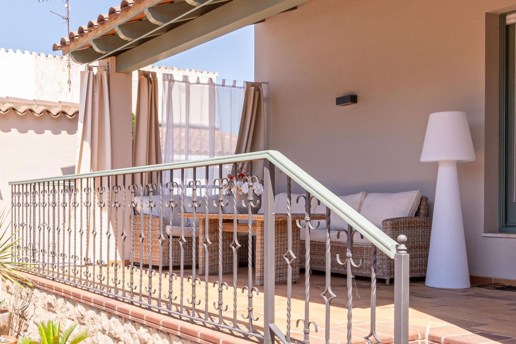Harmony House Villa Roses Exterior photo